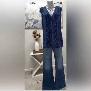 Banana Republic Animal Print  Blouse Short Sleeve Color Blue/Black Size XL  NWT.